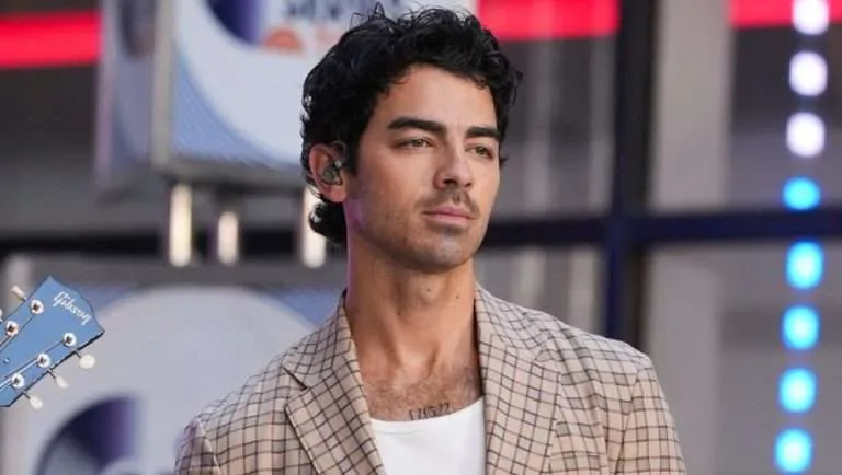 Joe Jonas cayó al mar entre dos barcos en «aterrador» accidente en Italia