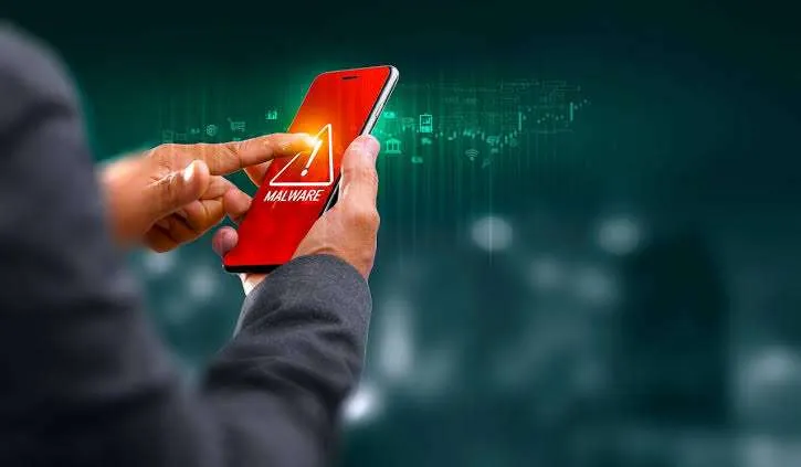 El sencillo truco que elimina el malware de tu celular Android en segundos